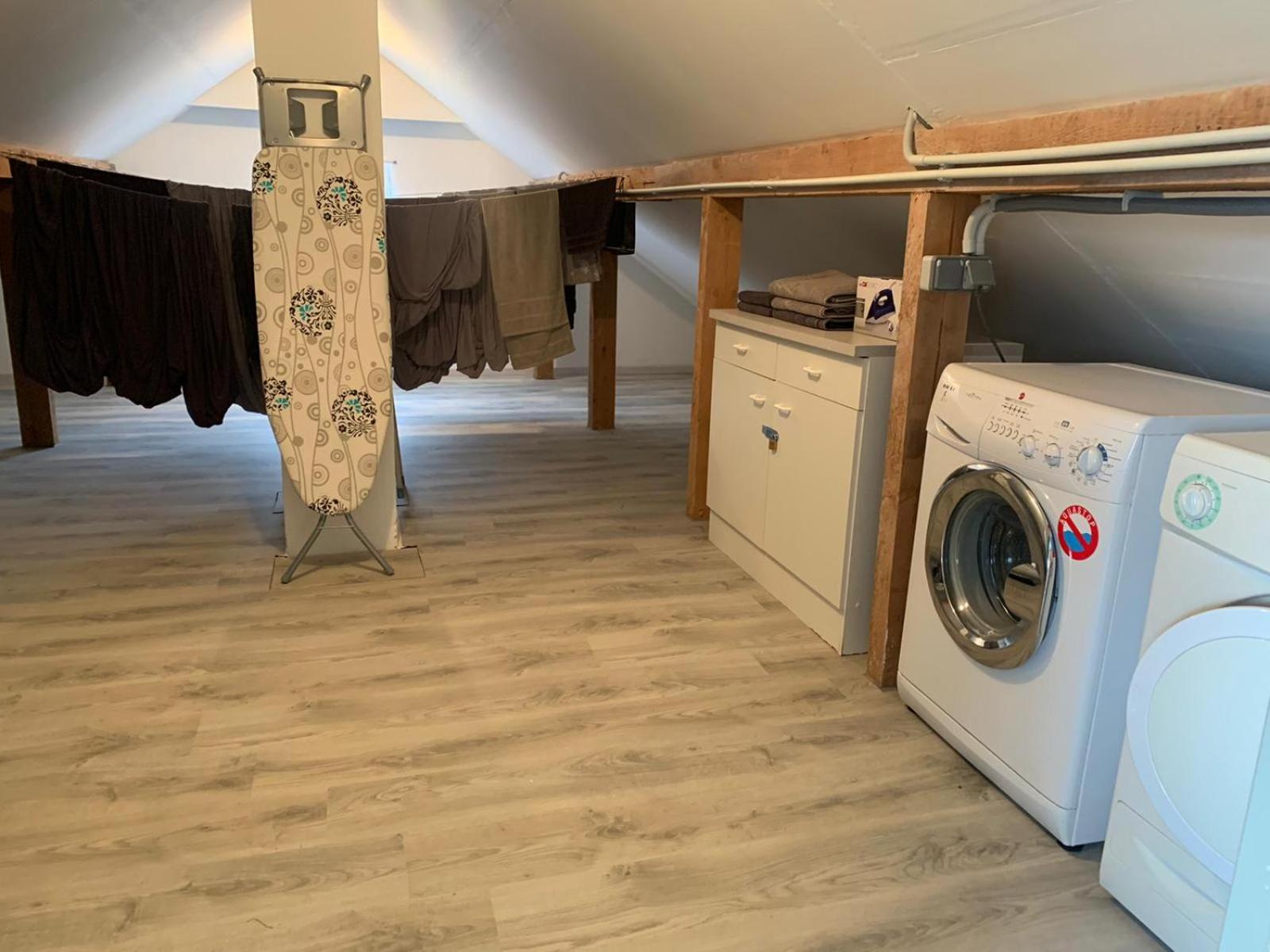 Holiday Home In Quiet Beautiful Area With Two Separate, Modern, Furnished Apartments Deutsch-Wagram Exterior foto